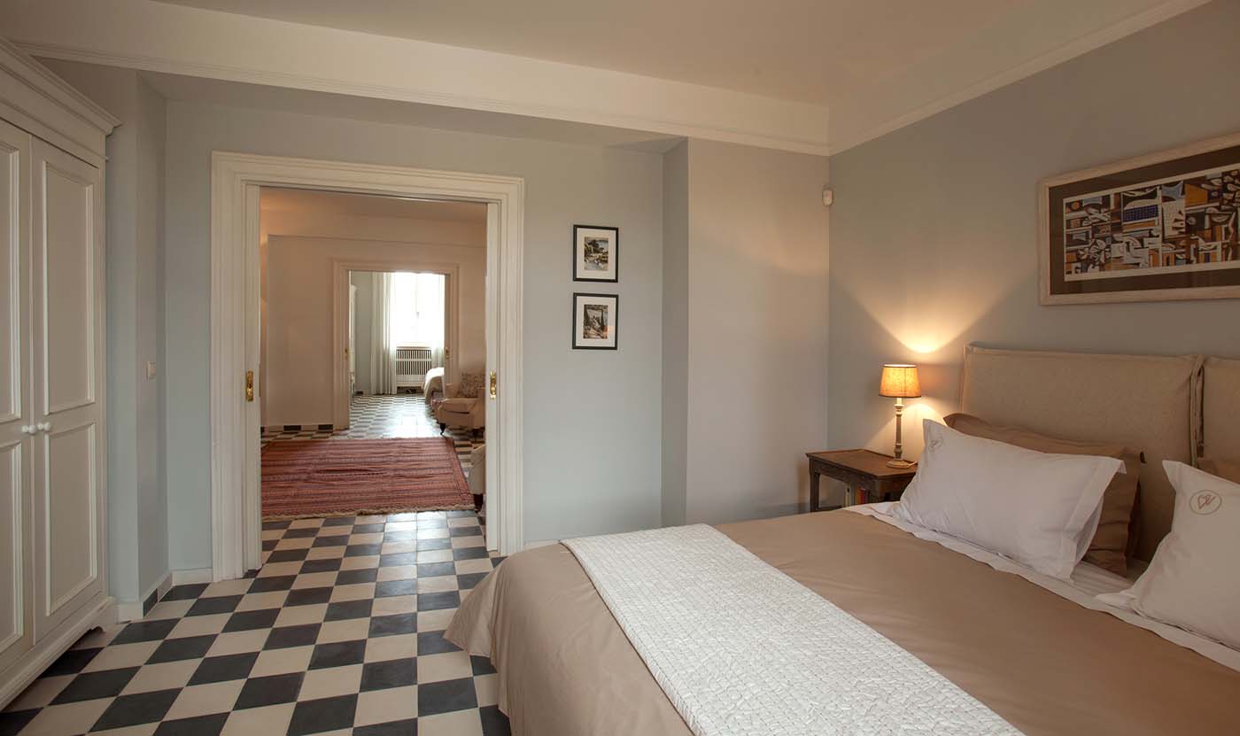 Bedroom 5 — Patio access